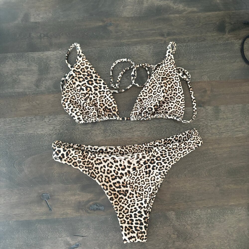 SKATIE SWIM X The Salty Blonde - Cheetah Print - M Ella Top, SM Dylan Bottoms